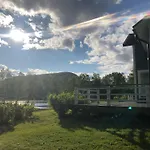 Spacious Riverside With Aurora And Wilderness Villa *