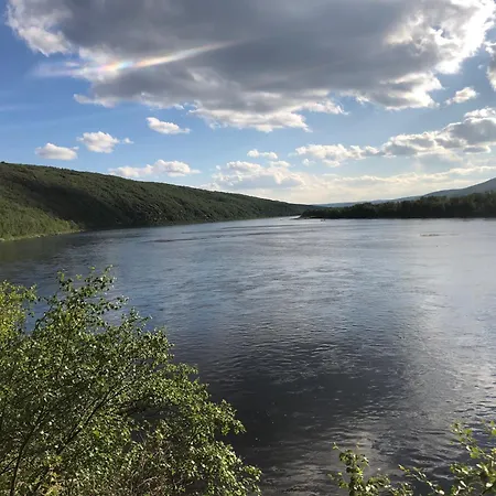 Spacious Riverside With Aurora And Wilderness Villa Utsjoki