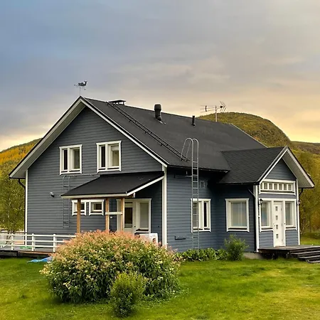 Spacious Riverside With Aurora And Wilderness Utsjoki