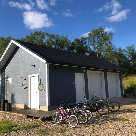 Villa Spacious Riverside With Aurora And Wilderness *